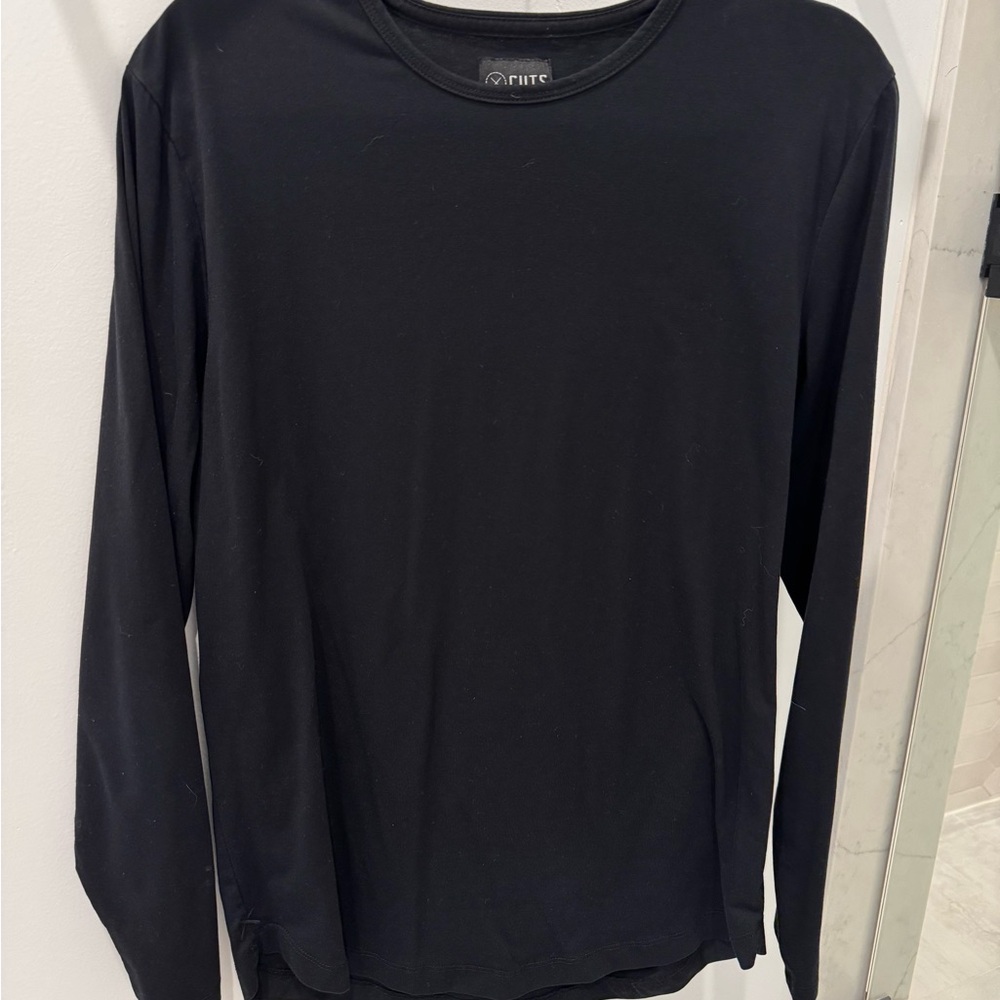 Cuts Men's Black Long Sleeve Shirt